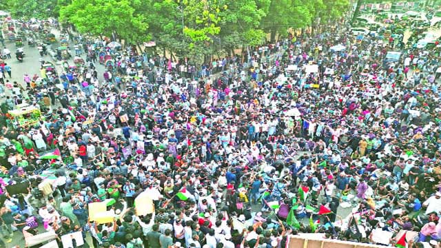 দেশজুড়ে ব্যাপক বিক্ষোভ