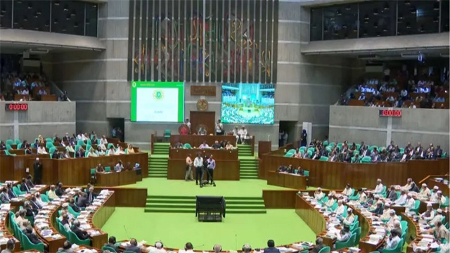 অধ্যাদেশ যাচাইয়ে উত্তপ্ত সংসদীয় কমিটি