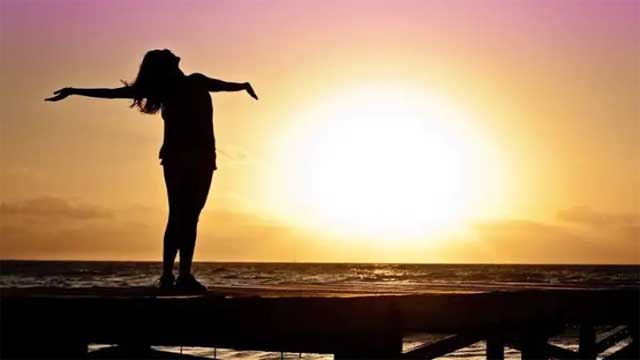 সুখ পেতে অতীত ভুলতে হবে না