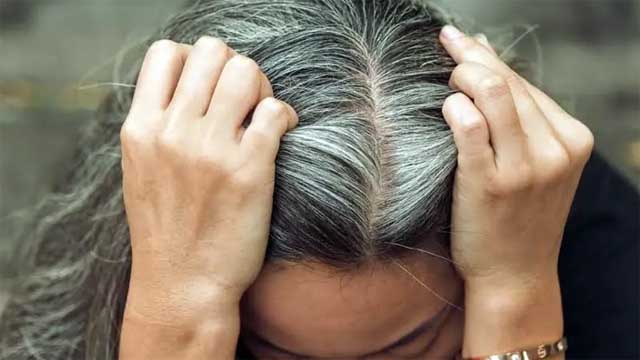 অপ্রাপ্ত বয়সে চুলে পাক ধরলে করণীয়