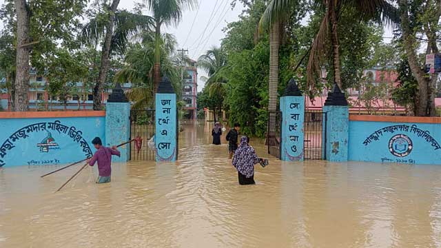 সিলেটে উজানে পানি কমলেও ডুবছে ভাটি