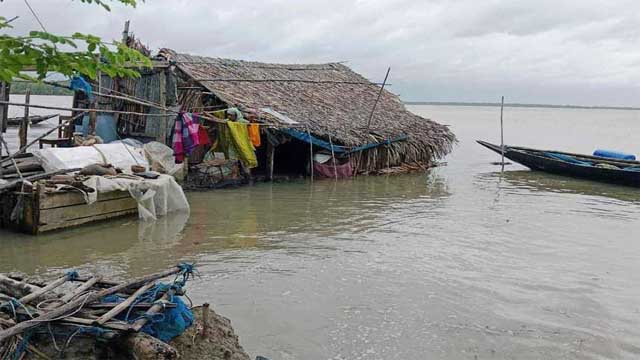 স্থলভাগে এসে দুর্বল রেমাল, উঠিয়ে নেওয়া হল ১০ নম্বর বিপৎসংকেত