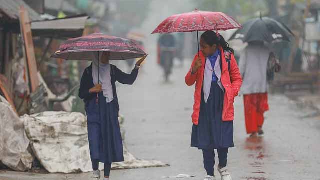 মাঘের শীতে নানা স্থানে বৃষ্টি, ১০ জেলায় শৈত্যপ্রবাহ