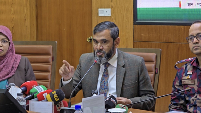 নির্বাচনে নিরপেক্ষতা প্রশ্নবিদ্ধ হলে কঠোর ব্যবস্থা: ইসি সানাউল্লাহ