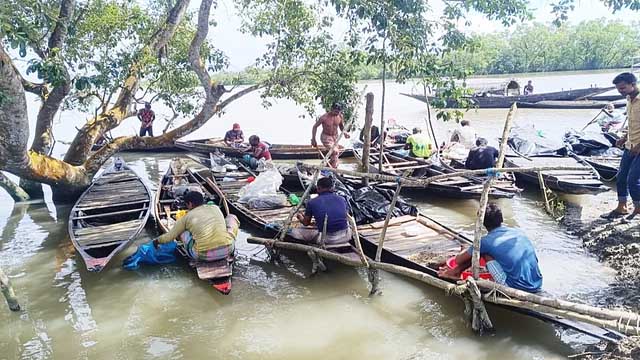 তিন মাস পর উন্মুক্ত সুন্দরবন, বনে যাচ্ছেন জেলে-পর্যটকেরা