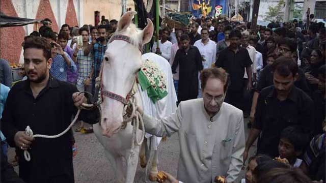 কলকাতায় যথাযোগ্য মর্যাদায় পালিত হচ্ছে আশুরা