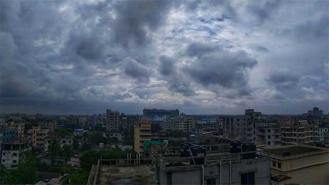 মেঘলা থাকতে পারে ঢাকার আকাশ